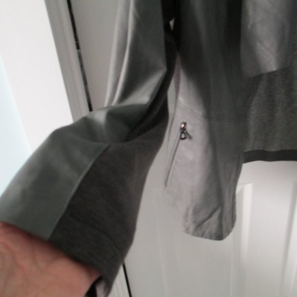 New lighweight leather jacket - Picture 3 of 5